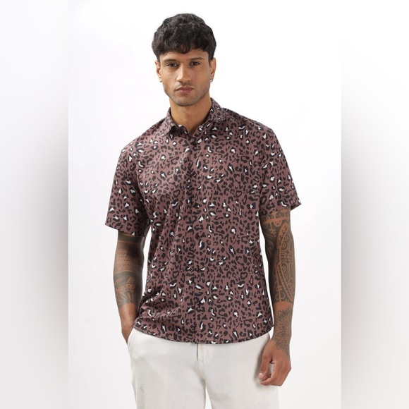 Vintage Re-Mastered Other - Vintage Re-Mastered Leopard Print Button-Up Shirt Unisex XS